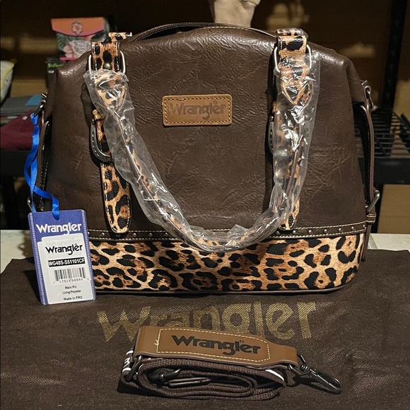 Wrangler Handbags - Wrangler Dark Brown and Leopard Print Shoulder Bag